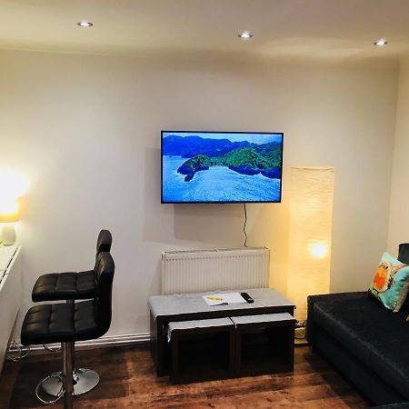 Appartamento Fountain View 1Br Flat Oxford - Free Parking Esterno foto